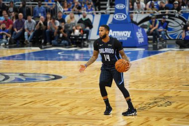 Orlando Magic, Orlando, Florida, ABD 'deki Amway Center' da Milwaukee Bucks 'a ev sahipliği yapıyor. 1 Kasım 2019.  