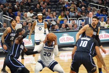 Orlando Magic 28 Şubat 2020 tarihinde Orlando Florida 'da Amway Center' da Minnesota Timberwolves 'a ev sahipliği yapar..  
