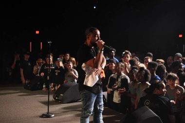 Crossover Kilisesi, 6 Ekim 2018 'de Tampa Florida' daki Crossover Kilisesi 'nde iki yıllık lezzet festivaline ev sahipliği yapıyor..  