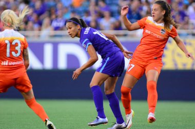 Orlando Pride sunucusu Houston Dash 23 Haziran 2016 'da Orlando Florida' daki Dünya Kampı Stadyumu 'nda..