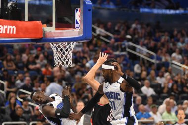 Orlando Magic 25 Ekim 2018 'de Orlando Florida' daki Amway Center 'da Portland Trail Blazers' ı sunar.. 