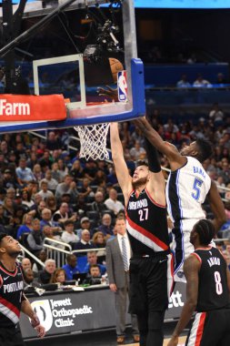 Orlando Magic 25 Ekim 2018 'de Orlando Florida' daki Amway Center 'da Portland Trail Blazers' ı sunar.. 
