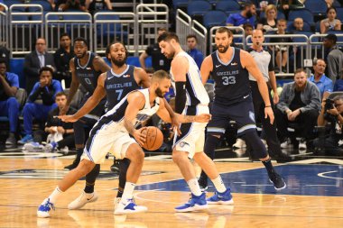 Orlando Magic 10 Ekim 2018 tarihinde Orlando Florda 'daki Amway Center' da Memphis Grizzilies 'e ev sahipliği yaptı..  