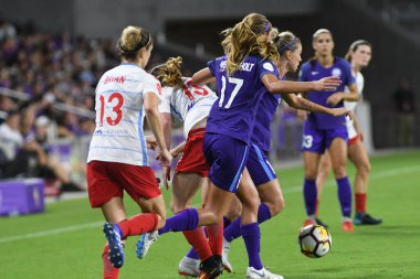 Orland Pride, 25 Ağustos 2018 'de Orlando Florida' daki Exploria Stadyumu 'nda Chicago Red Stars' a ev sahipliği yapıyor..  