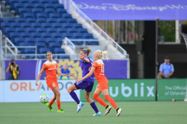 Orlando Pride sunucusu Houston Dash 23 Haziran 2016 'da Orlando Florida' daki Dünya Kampı Stadyumu 'nda..