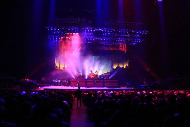 TransSibirya Orkestrası 14 Aralık 2014 'te Orlando Florida' daki Amway Center 'da konser verir..