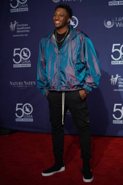 15 Ekim 2019 'da Nashville, Tennessee' deki Linbscome Üniversitesi 'nde verilen 50. GMA Dove Ödülleri sırasında kırmızı halı.