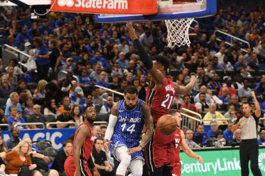 Orlando Magic 17 Ekim 2018 'de Orlando Florida' daki Amway Center 'da Miami Heat' i sunar..