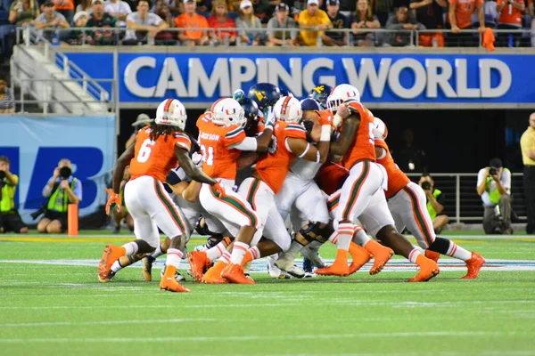 West Virginia Mountaineers Möter Miami Hurricanes 71St Russell Bowl Camping — Stockfoto