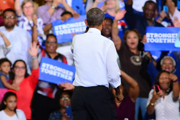 Presidente Barack Obama Organiza Comício Campanha Para Candidata Presidencial Hillary — Fotografia de Stock