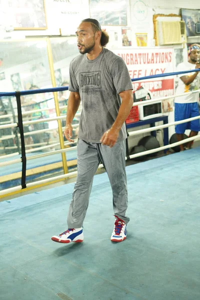 Boxer Keith One Time Thurman Ett Pressevenemang Hans Gym Innan — Stockfoto