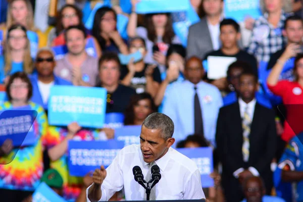 President Barack Obama Host Campaign Rally Presidential Candidate Hillary Clinton — Stock Photo, Image