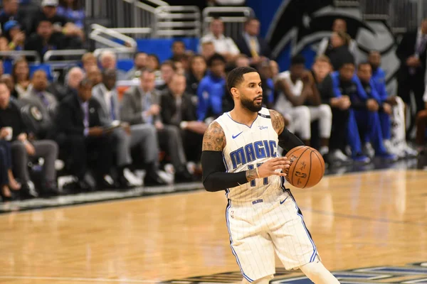 Orlando Magic, 19 Aralık 2018 tarihinde Orlando Florida 'daki Amway Center' da San Antonio Spurs 'a ev sahipliği yapmaktadır.