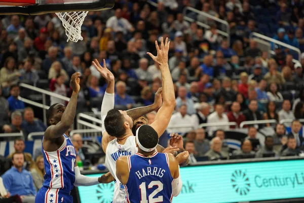 Orlando Magic, Philadelphia 76ers 'ı 13 Kasım 2019 Çarşamba günü Amway Center' da ağırlamaktadır. Fotoğraf: Marty Jean-Louis