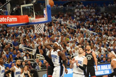 Orlando Magic 19 Nisan 2019 Cuma günü Orlando Florida 'daki Amway Arena' daki NBA Playoff 1 'de Toronto Rapçileri' ne ev sahipliği yapıyor.