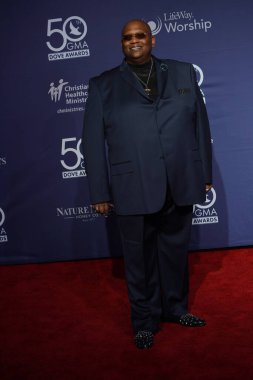 15 Ekim 2019 'da Nashville, Tennessee' deki Linbscome Üniversitesi 'nde verilen 50. GMA Dove Ödülleri sırasında kırmızı halı. 