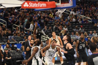 Orlando Magic, 19 Ocak 2019 Cumartesi günü Orlando Florida 'daki Amway Arena' da Milwaukee Doları 'na ev sahipliği yapıyor..