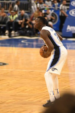 Orlando Magic 10 Ekim 2018 tarihinde Orlando Florda 'daki Amway Center' da Memphis Grizzilies 'e ev sahipliği yaptı..  