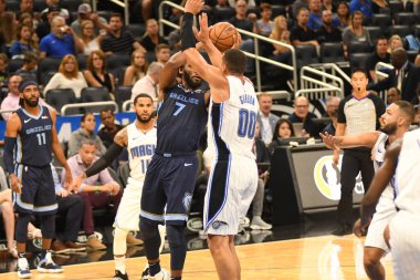 Orlando Magic 10 Ekim 2018 tarihinde Orlando Florda 'daki Amway Center' da Memphis Grizzilies 'e ev sahipliği yaptı..  