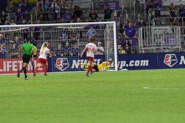 Orland Pride, 25 Ağustos 2018 'de Orlando Florida' daki Exploria Stadyumu 'nda Chicago Red Stars' a ev sahipliği yapıyor..  
