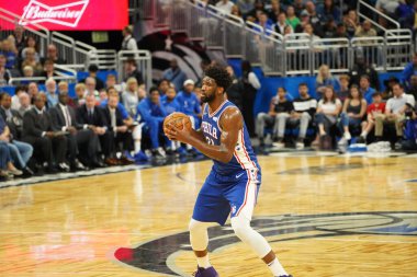 Orlando Magic 27 Aralık 2019 Cuma günü Orlando, Florida 'daki Amway Arena' da Philadelphia 76ers 'a ev sahipliği yapıyor..