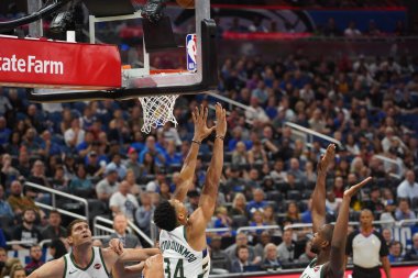 Orlando Magic, Orlando, Florida, ABD 'deki Amway Center' da Milwaukee Bucks 'a ev sahipliği yapıyor. 1 Kasım 2019.  