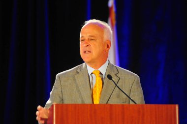 Florida Valisi Rick Scott 13 Ekim 2015 'te Orlando Florida' daki İnanç Sempozyumu 'nda konuşma yapacak. Fotoğraf: Marty Jean-Louis