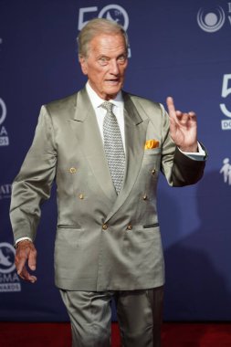 15 Ekim 2019 'da Nashville, Tennessee' deki Linbscome Üniversitesi 'nde verilen 50. GMA Dove Ödülleri sırasında kırmızı halı. 