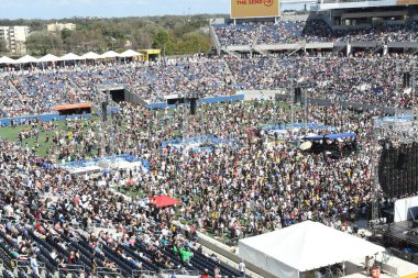 23 Şubat 2019 'da Orlando Florida' daki Dünya Kampı Stadyumunda Hristiyan Uyanışı.  