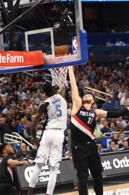 Orlando Magic 25 Ekim 2018 'de Orlando Florida' daki Amway Center 'da Portland Trail Blazers' ı sunar.. 