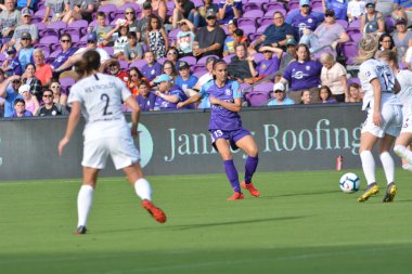 Orlando Pride 14 Nisan 2019 'da Orlando City Stadyumu' nda Portand Thorns 'a ev sahipliği yapıyor.