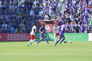 Orlando City SC, 9 Nisan 2019 'da Orlando, Florida' daki Citrus Bowl 'da New York Red Bulls' a ev sahipliği yapıyor..  
