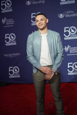 15 Ekim 2019 'da Nashville, Tennessee' deki Linbscome Üniversitesi 'nde verilen 50. GMA Dove Ödülleri sırasında kırmızı halı. 