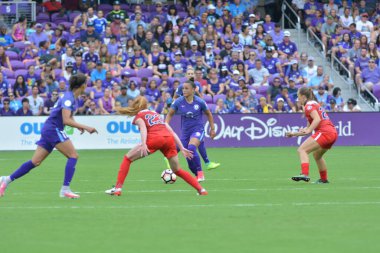 Orlando Pride 22 Nisan 2017 'de Orlando City Stadyumu' nda Washington Spirit 'e ev sahipliği yaptı..  