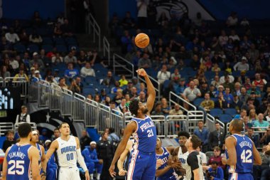 Orlando Magic 27 Aralık 2019 Cuma günü Orlando, Florida 'daki Amway Arena' da Philadelphia 76ers 'a ev sahipliği yapıyor..