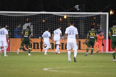 Los Angeles Galaksisi, 14 Temmuz 2020 'de Orlando Florida ABD' deki ESPN Vahşi Spor Dünyası 'nda düzenlenen MLS Sırt Turnuvası sırasında Portland Timbers ile karşı karşıya geldi.