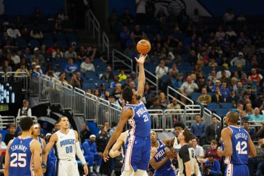 Orlando Magic 27 Aralık 2019 Cuma günü Orlando, Florida 'daki Amway Arena' da Philadelphia 76ers 'a ev sahipliği yapıyor..