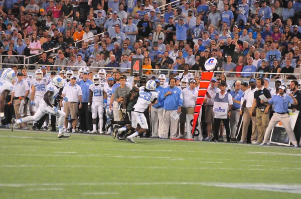 Carolina Del Norte Enfrenta Baylor Durante Russell Athletic Bowl Camping —  Fotos de Stock