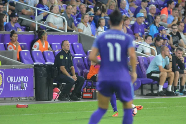 Orlando Pride 12 Ağustos 2017 'de Orlando City Stadyumu' nda New Jersey Sky Blue FC 'ye ev sahipliği yapmaktadır..  