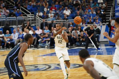 Orlando Magic, Orlando, Florida, ABD 'deki Amway Center' da Milwaukee Bucks 'a ev sahipliği yapıyor. 1 Kasım 2019.  