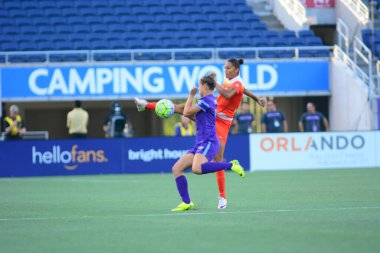 Orlando Pride sunucusu Houston Dash 23 Haziran 2016 'da Orlando Florida' daki Dünya Kampı Stadyumu 'nda..