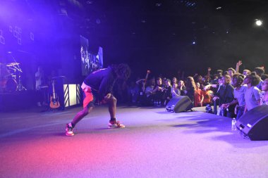 Crossover Kilisesi, 6 Ekim 2018 'de Tampa Florida' daki Crossover Kilisesi 'nde iki yıllık lezzet festivaline ev sahipliği yapıyor..  