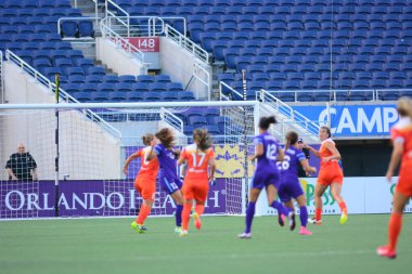Orlando Pride sunucusu Houston Dash 23 Haziran 2016 'da Orlando Florida' daki Dünya Kampı Stadyumu 'nda..