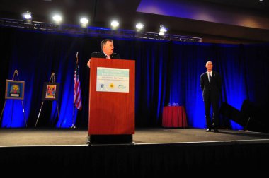 Florida Valisi Rick Scott 13 Ekim 2015 'te Orlando Florida' daki İnanç Sempozyumunda konuşma yapacak..  