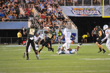 Kuzey Carolina 29 Aralık 2015 tarihinde Orlando Florida 'daki Kamp Dünya Stadyumu' nda oynanan Russell Atletizm Kupası 'nda Baylor ile karşılaşacak..