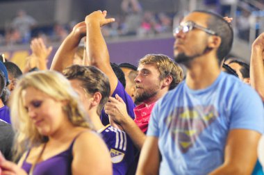 Orlando City SC, 8 Mayıs 2015 'te Florida' daki Kamp Dünyası Stadyumu 'nda Los Angeles Galaksisi' ne ev sahipliği yaptı.. 