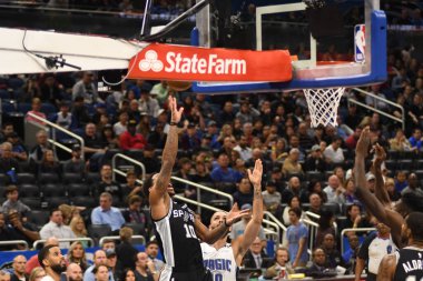 Orlando Magic, 19 Aralık 2018 tarihinde Orlando Florida 'daki Amway Center' da San Antonio Spurs 'a ev sahipliği yapmaktadır.. 