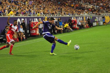 Orlando City SC, 8 Mayıs 2015 'te Florida' daki Kamp Dünyası Stadyumu 'nda Los Angeles Galaksisi' ne ev sahipliği yaptı..