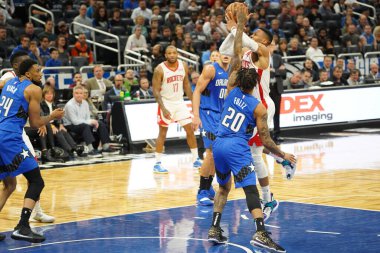 Orlando Magic, 13 Aralık 2019 Cuma günü Orlando, Florida 'daki Amway Center' da Houston Rockets 'a ev sahipliği yapıyor.