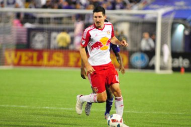 Orlando City SC, 6 Mayıs 2016 'da Orlando Florida' daki Dünya Kampı Stadyumu 'nda New York Red Bulls' a ev sahipliği yaptı..